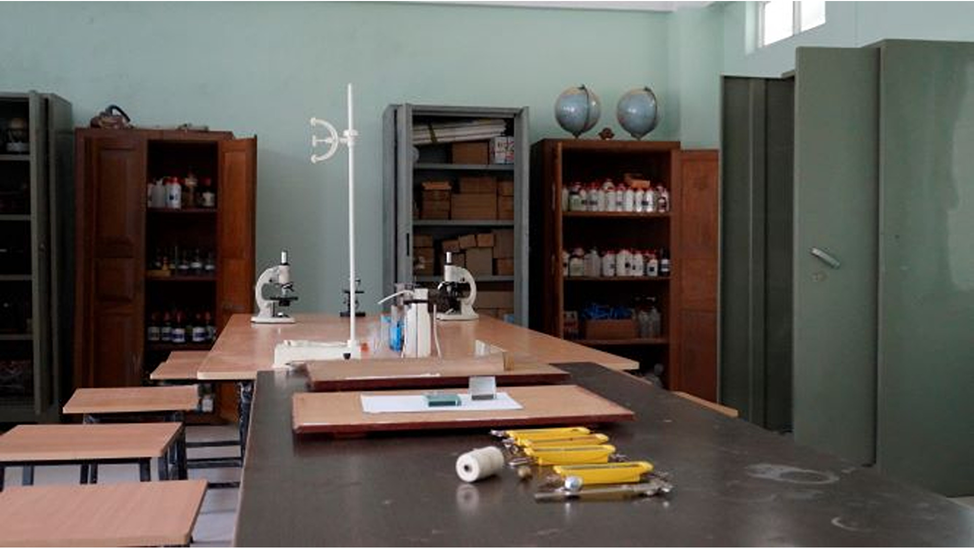 Laboratory Room, Government College of Teacher Education, Rongkhon, Tura